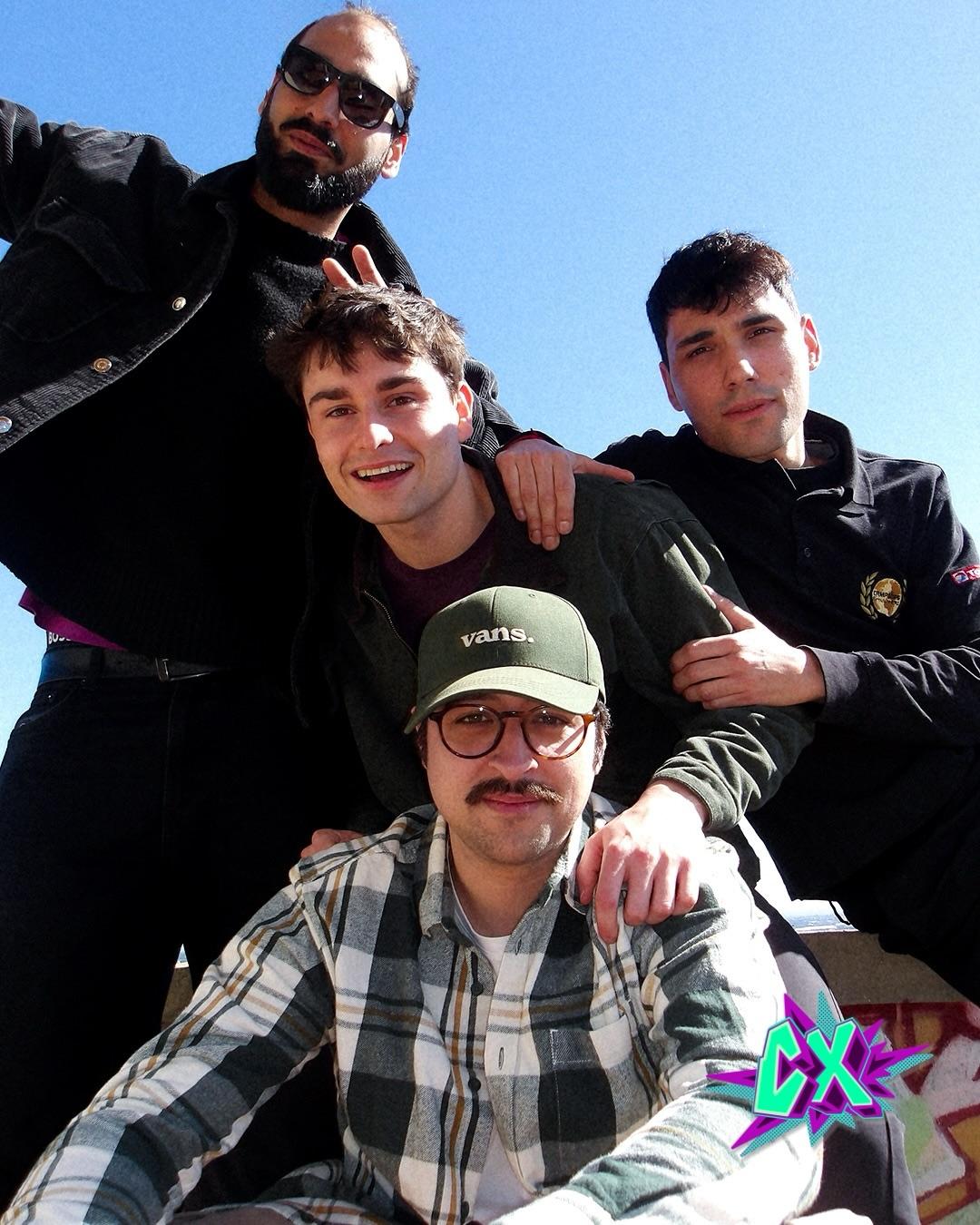 CX em sessão fotográfica promocional